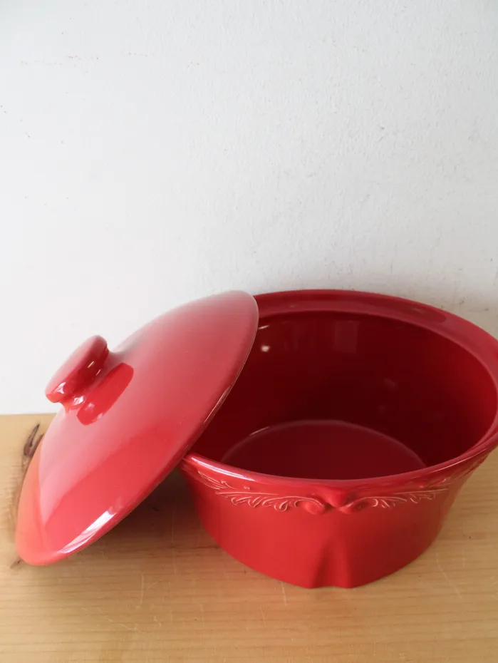 Rings Sur La Table Sur La Table Etched Red Round Stoneware Covered Dish