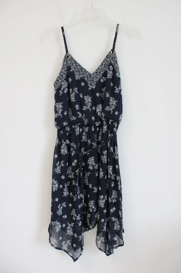 Rings Xhilaration Xhilaration Navy Floral Dress M