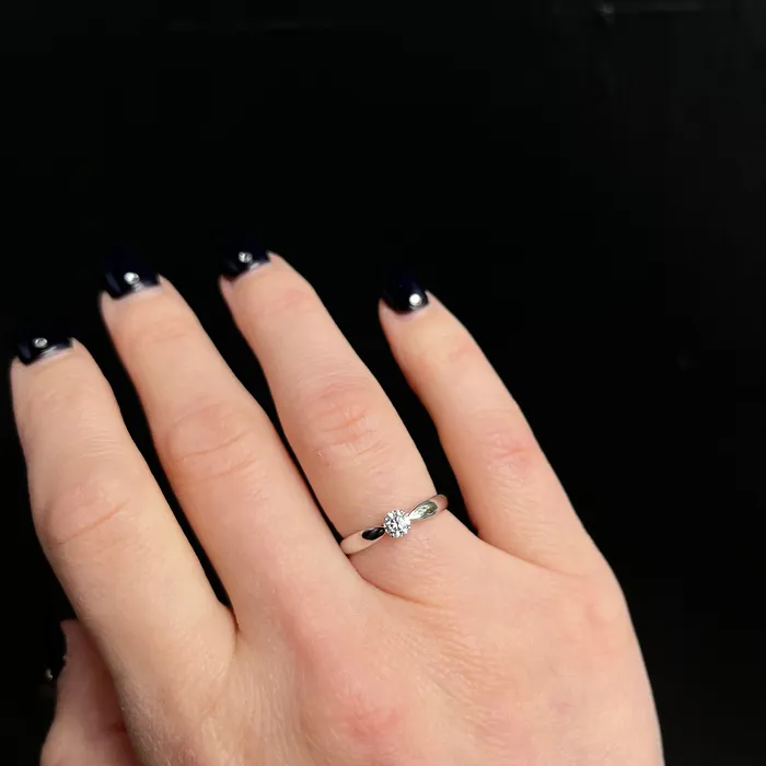 Rothschild Trading Company Tiffany Co Platinum 024 Carat Diamond Solitaire Ring Rings