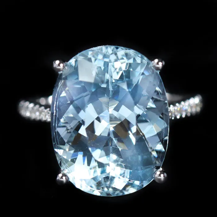 The Gem House Rings 14K White Gold 1040 Carat Aquamarine and Diamond Ring