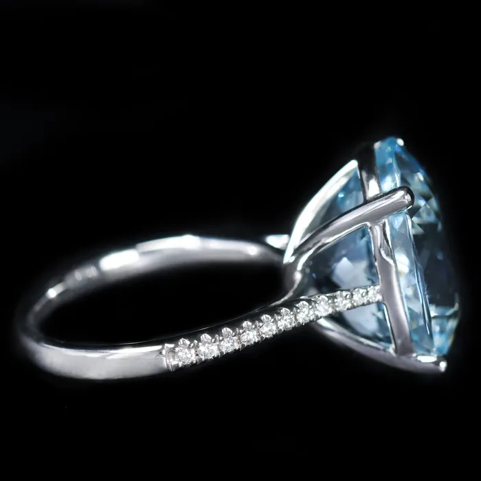 The Gem House Rings 14K White Gold 1040 Carat Aquamarine and Diamond Ring