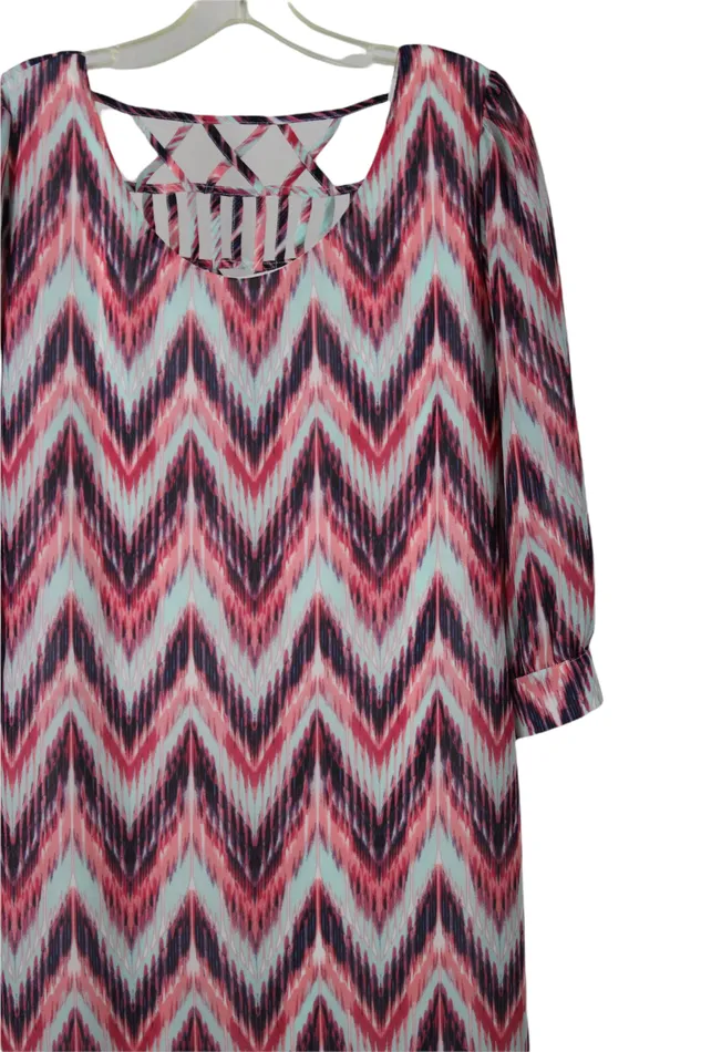 Three Hearts Pink Chevron Dress L Three Hearts Rings