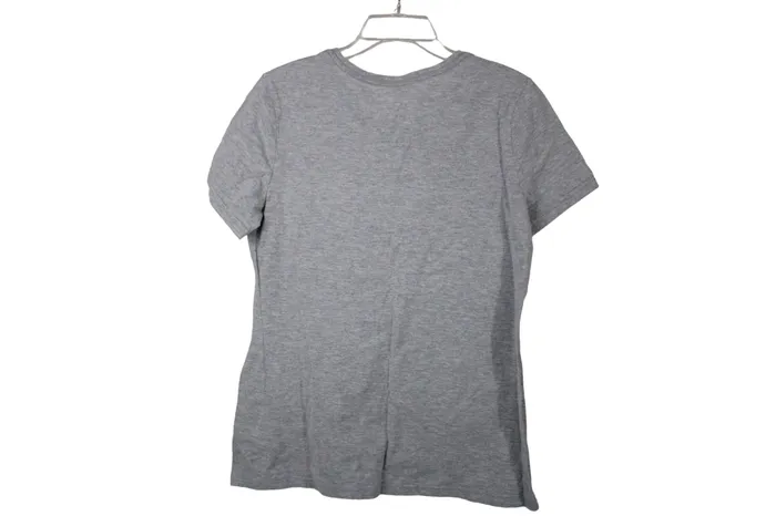 Time And Tru Time And Tru Gray Tee M Necklaces