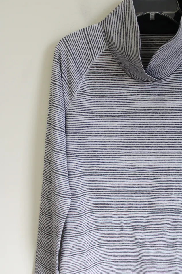 Under Armour Loose Fit Gray Striped Mock Neck Shirt S Under Armour Earrings