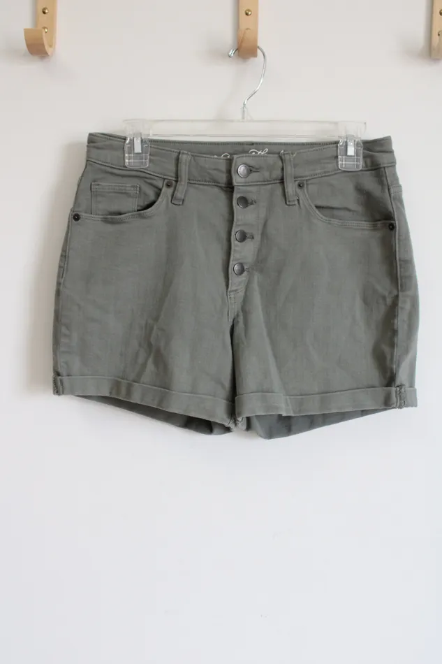 Universal Thread Earrings Universal Thread High Waisted Midi Cuffed Green Shorts 8 Universal Thread Earrings Universal Thread High Waisted Midi Cuffed Green Shorts 8