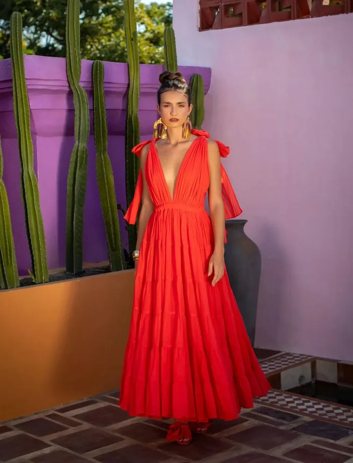 VEA MAXI DRESS Erika Pea Earrings VEA MAXI DRESS Erika Pea Earrings