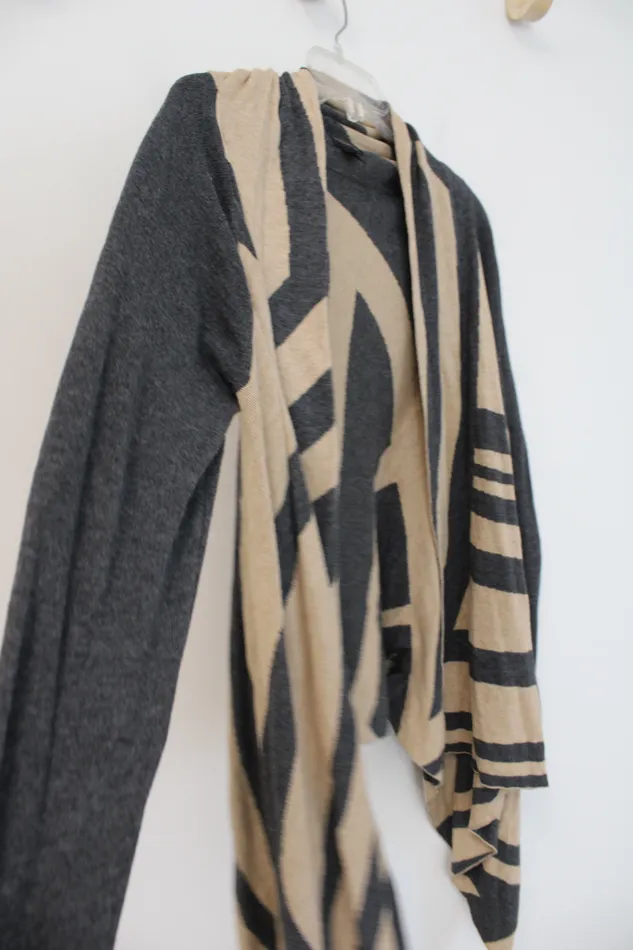 Worthington Earrings NEW Worthington Gray Tan Knit Patterned Cardigan S